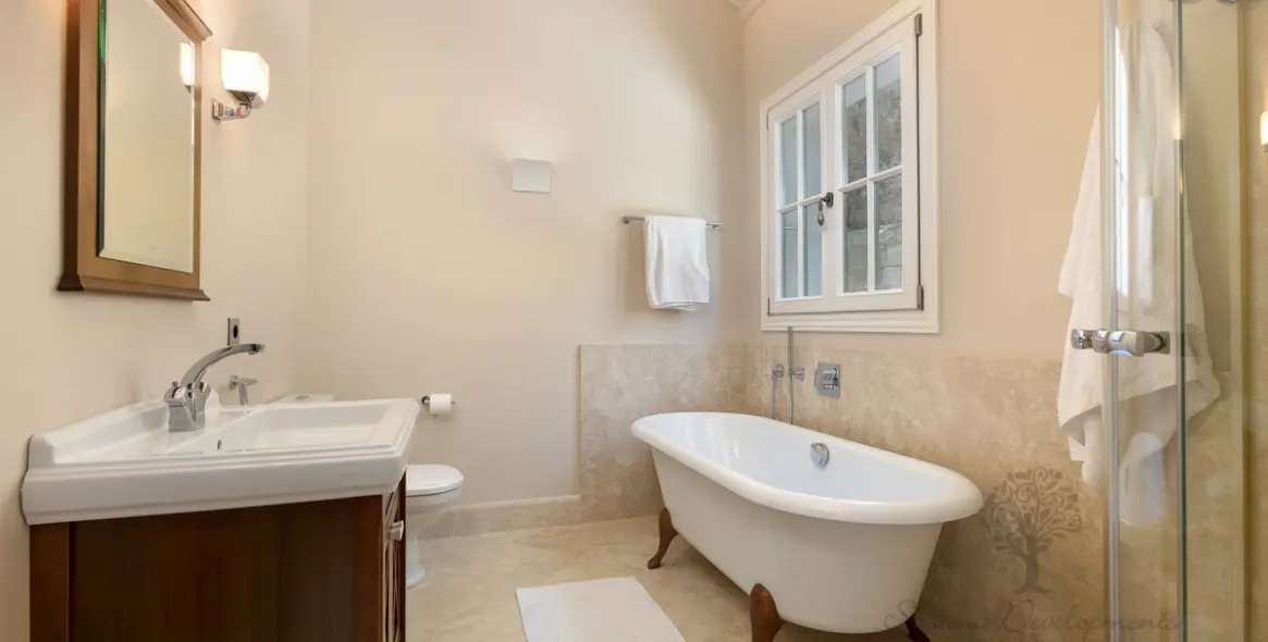 Short-term rent of detached villa in Benahavís 39