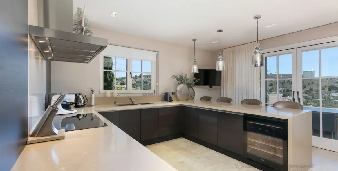 Short-term rent of detached villa in Benahavís 46