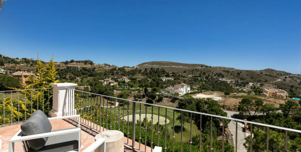 Short-term rent of detached villa in Benahavís 57