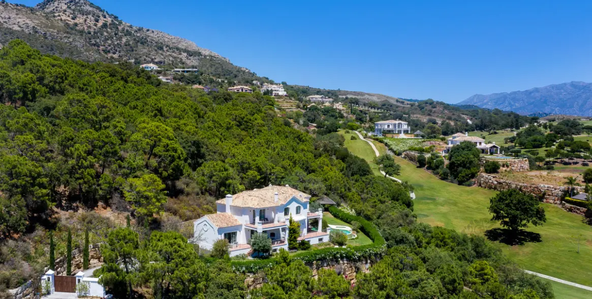 Short-term rent of detached villa in Benahavís 68