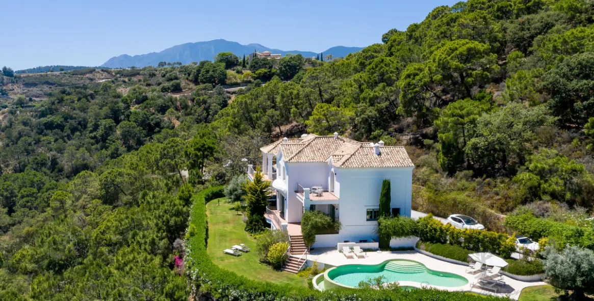 Short-term rent of detached villa in Benahavís 69