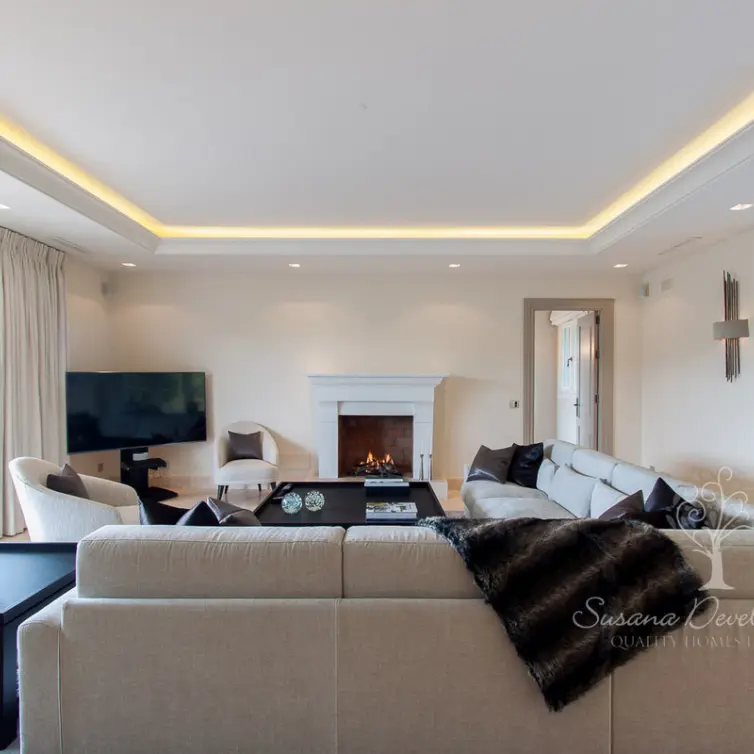 Short-term rent of detached villa in Benahavís