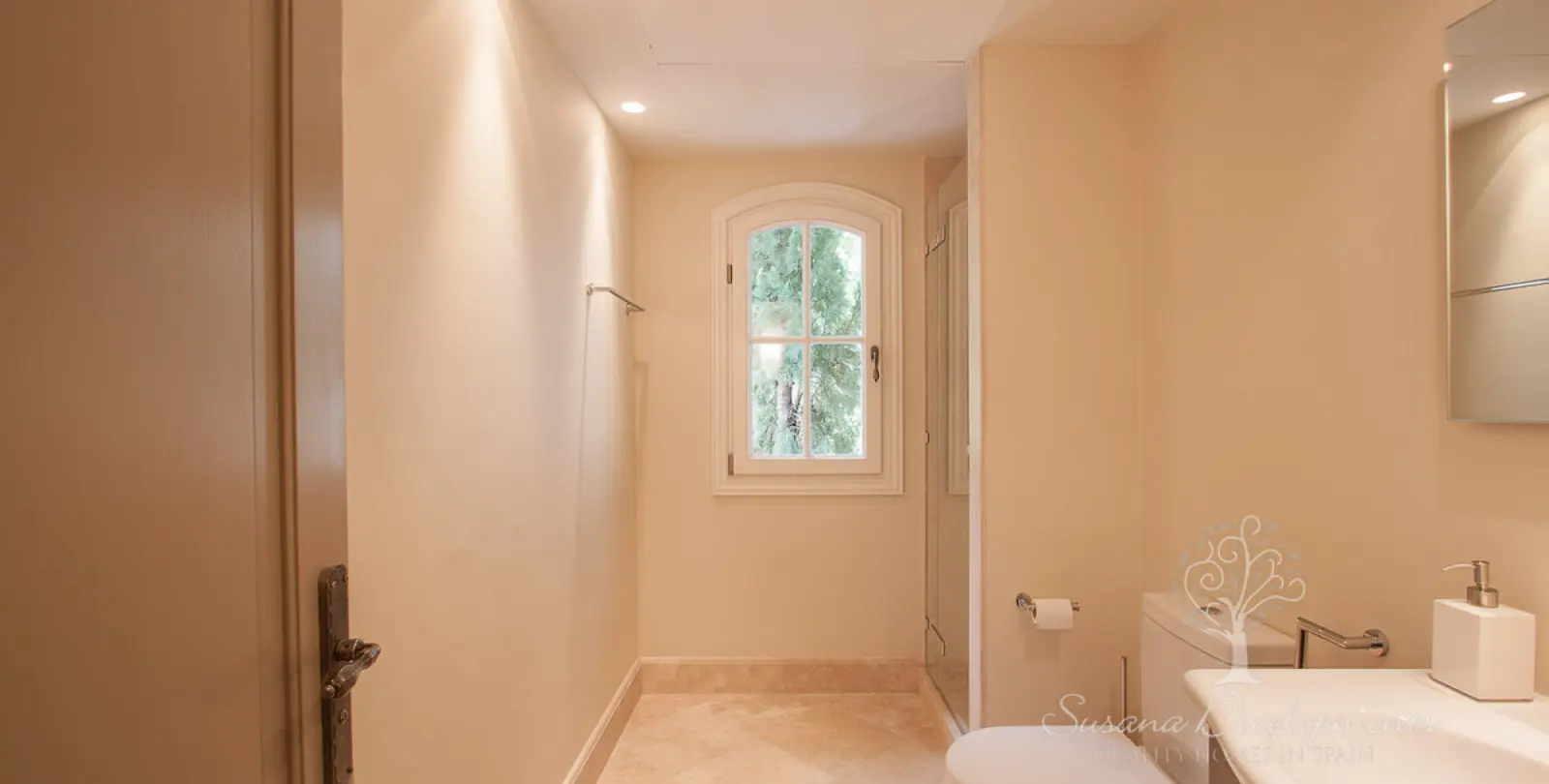 Short-term rent of detached villa in Benahavís 29