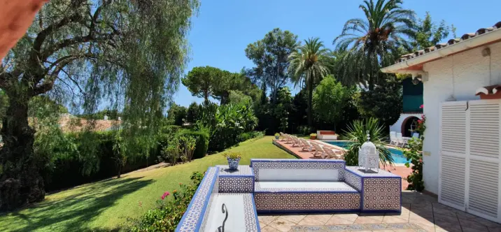 Long-term rent of detached villa in Nueva Andalucía 3