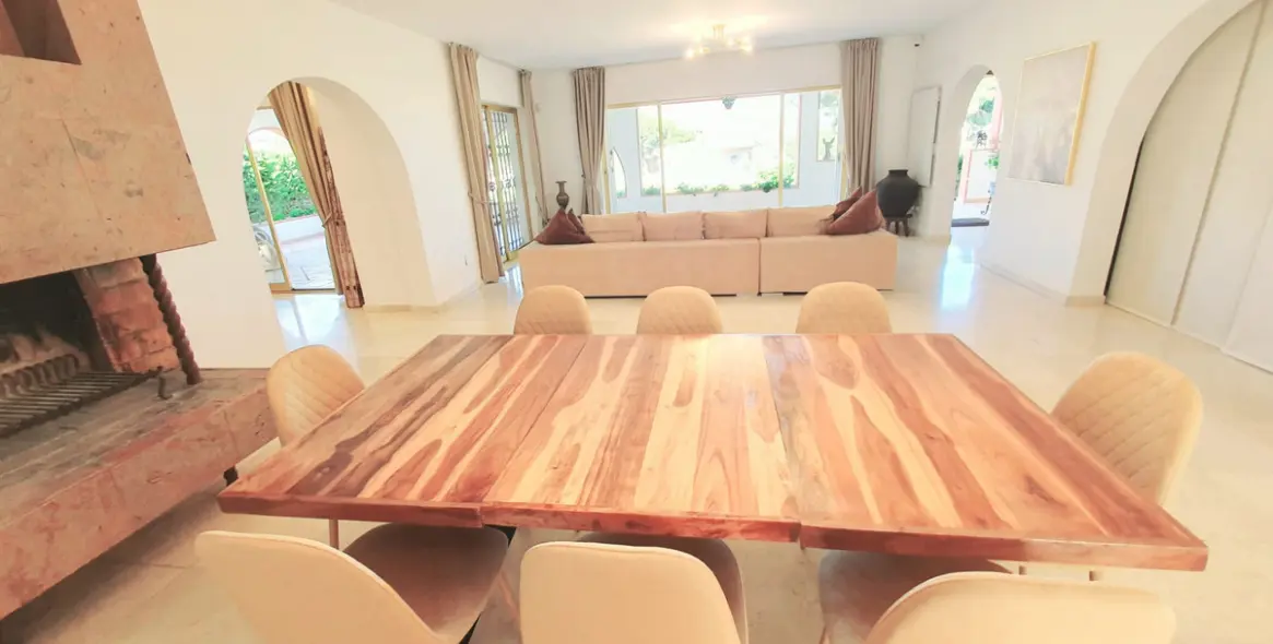 Long-term rent of detached villa in Nueva Andalucía 16