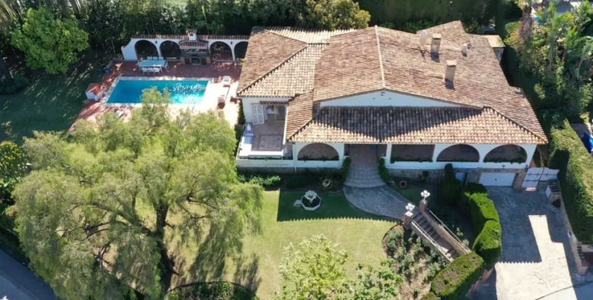 Long-term rent of detached villa in Nueva Andalucía 18