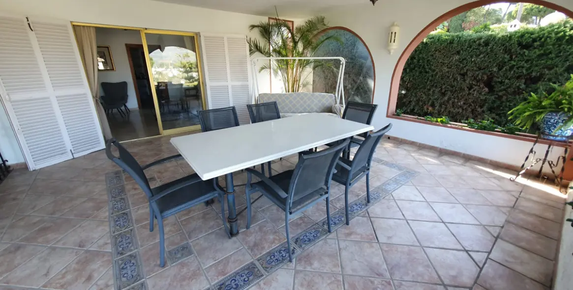 Long-term rent of detached villa in Nueva Andalucía 23