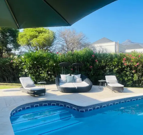 Краткосрочная аренда  отдельно стоящей виллы в Nueva Andalucía