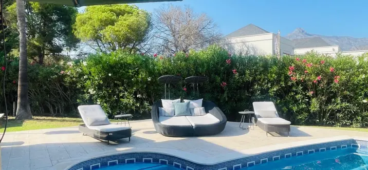 Краткосрочная аренда  отдельно стоящей виллы в Nueva Andalucía 3