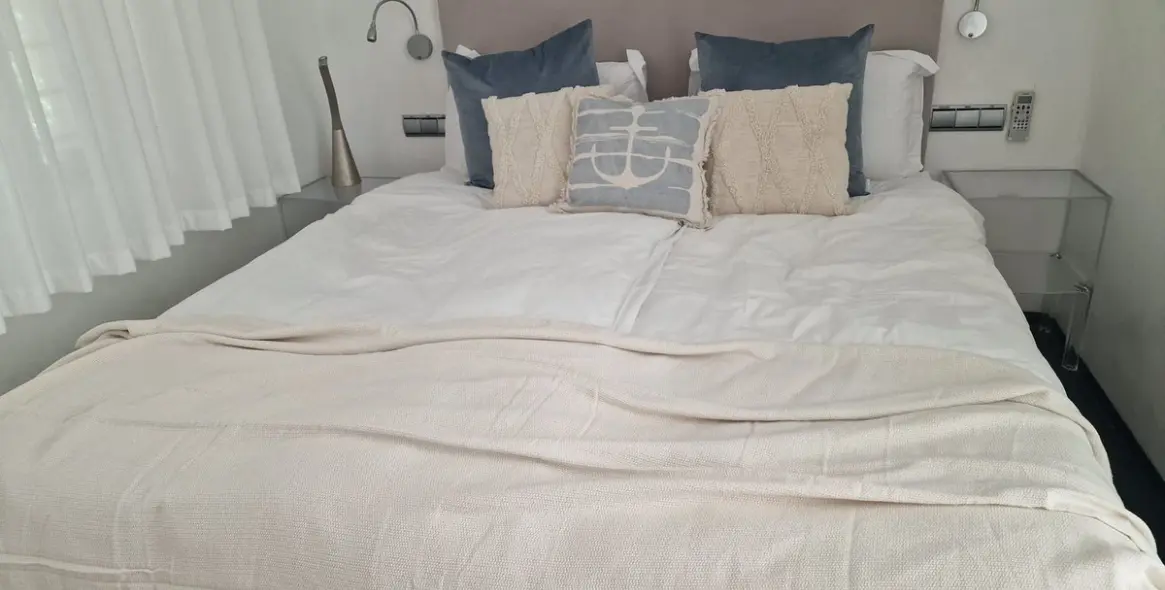 Краткосрочная аренда  отдельно стоящей виллы в Nueva Andalucía 28