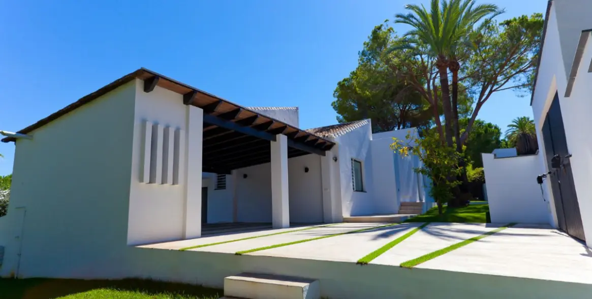 Краткосрочная аренда  отдельно стоящей виллы в Nueva Andalucía 37