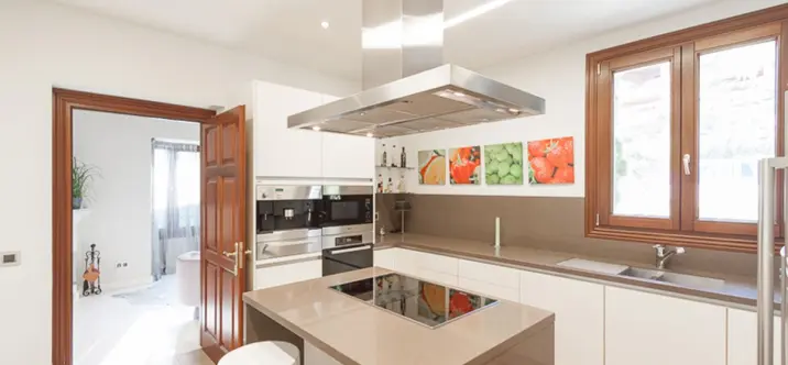 Long-term rent of detached villa in Los Flamingos 4