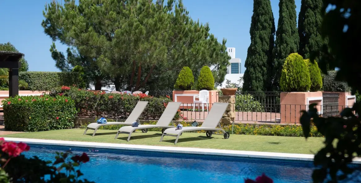 Краткосрочная аренда  отдельно стоящей виллы в El Paraiso 4