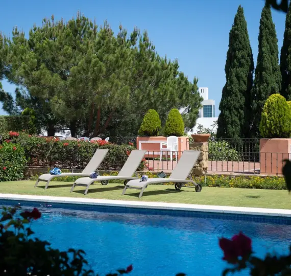 Краткосрочная аренда  отдельно стоящей виллы в El Paraiso