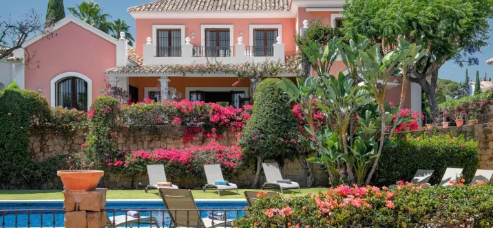 Краткосрочная аренда  отдельно стоящей виллы в El Paraiso 0