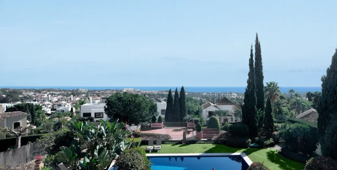 Краткосрочная аренда  отдельно стоящей виллы в El Paraiso 2