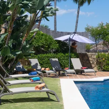 Краткосрочная аренда  отдельно стоящей виллы в El Paraiso