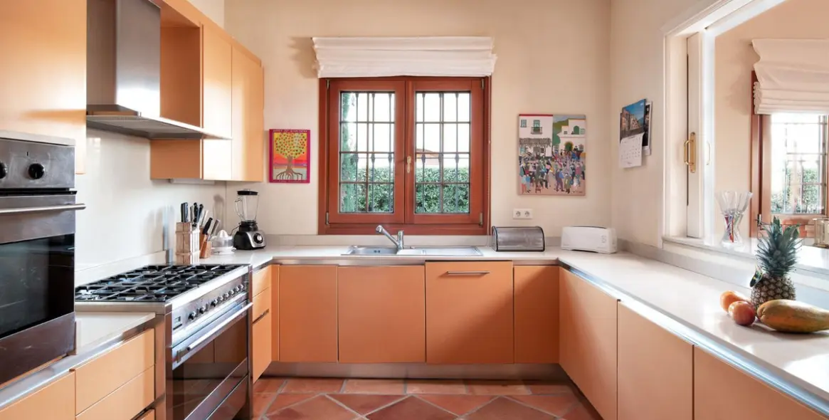 Краткосрочная аренда  отдельно стоящей виллы в El Paraiso 22