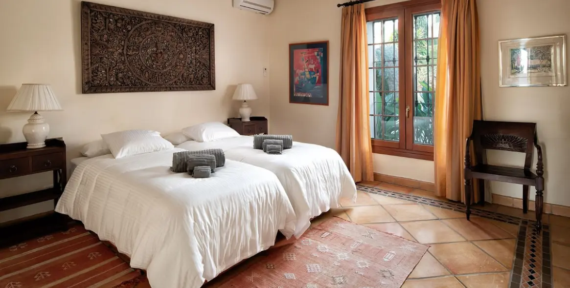 Краткосрочная аренда  отдельно стоящей виллы в El Paraiso 28