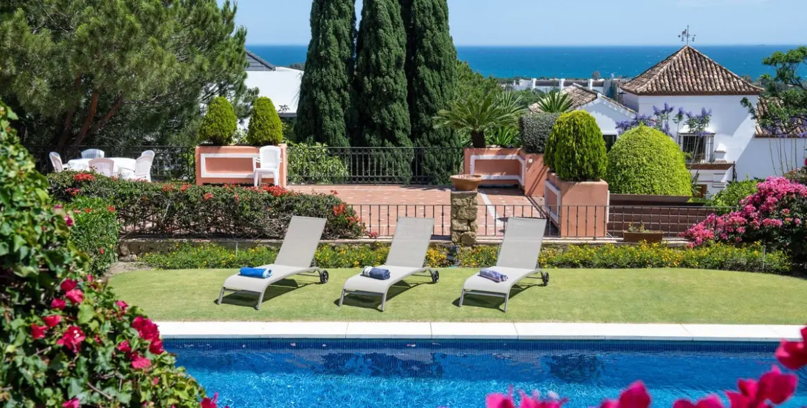 Краткосрочная аренда  отдельно стоящей виллы в El Paraiso 39