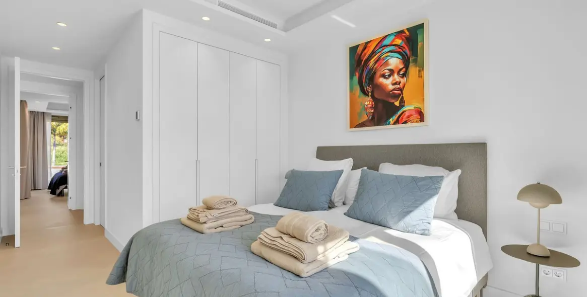 Краткосрочная аренда апартаментов на среднем этаже в Marbella 4