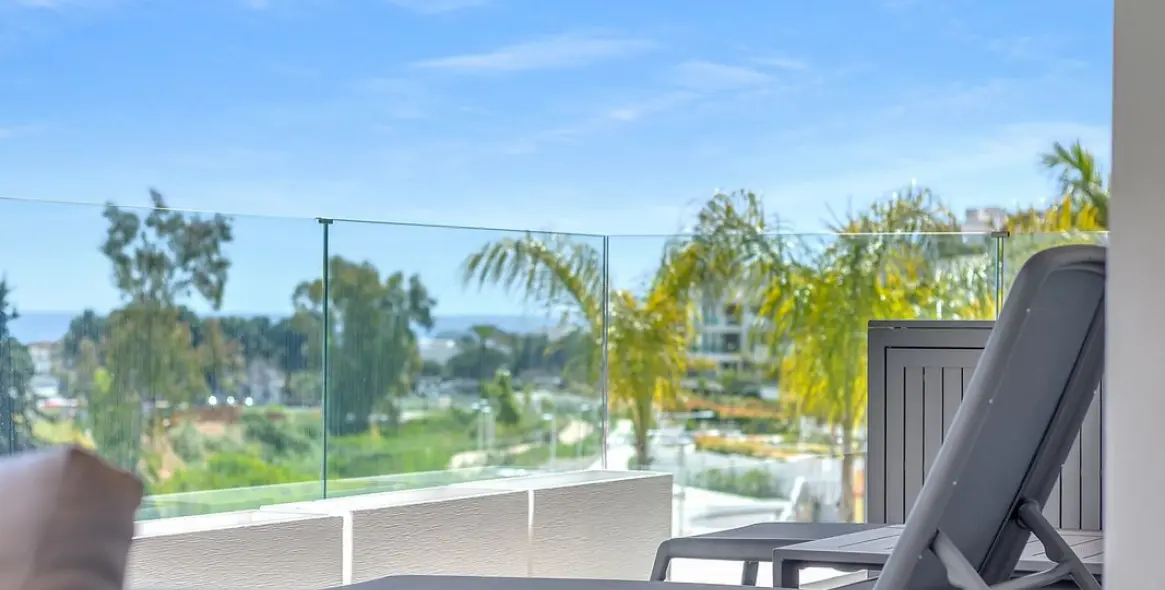 Краткосрочная аренда апартаментов на среднем этаже в Marbella 35