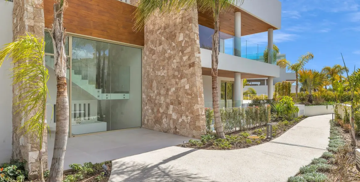 Краткосрочная аренда апартаментов на среднем этаже в Marbella 48