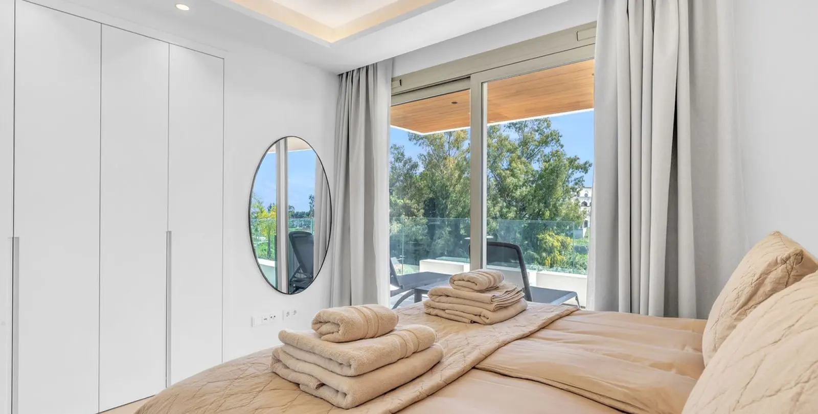 Alquiler a corto plazo de apartamento en planta media en Marbella 16