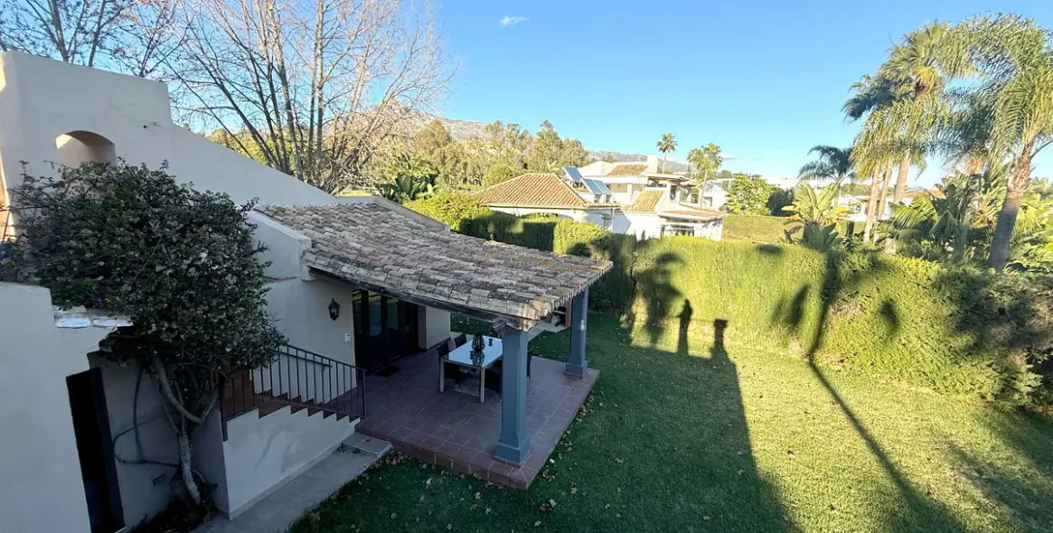 Long-term rent of detached villa in The Golden Mile 3