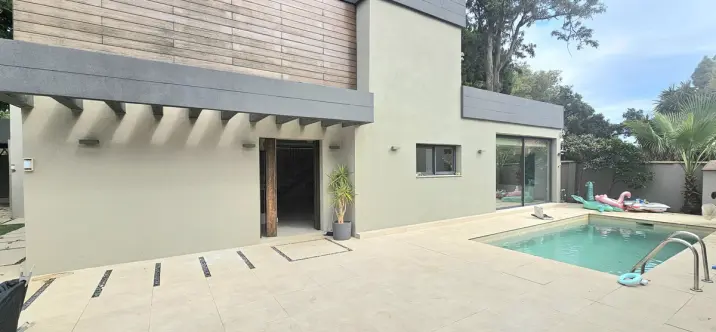 Long-term rent of detached villa in Costabella 0