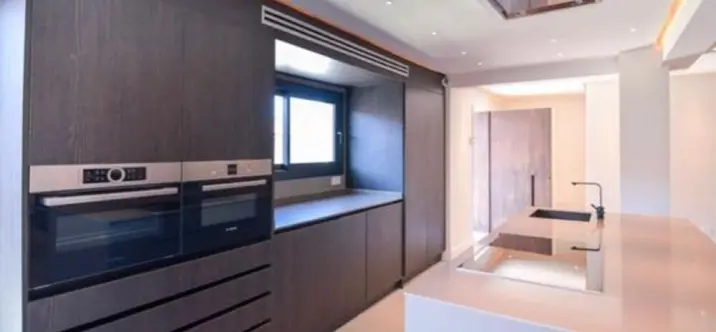 Long-term rent of detached villa in Costabella 1