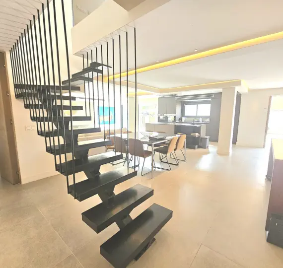 Long-term rent of detached villa in Costabella