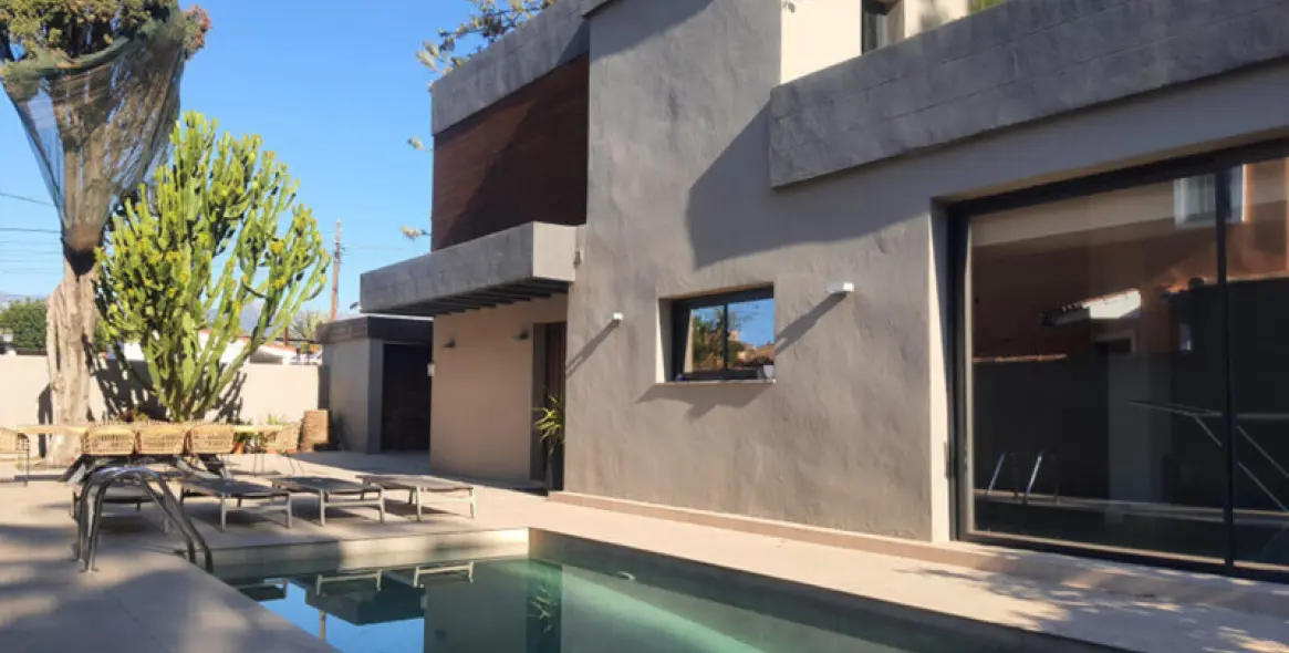 Long-term rent of detached villa in Costabella 20