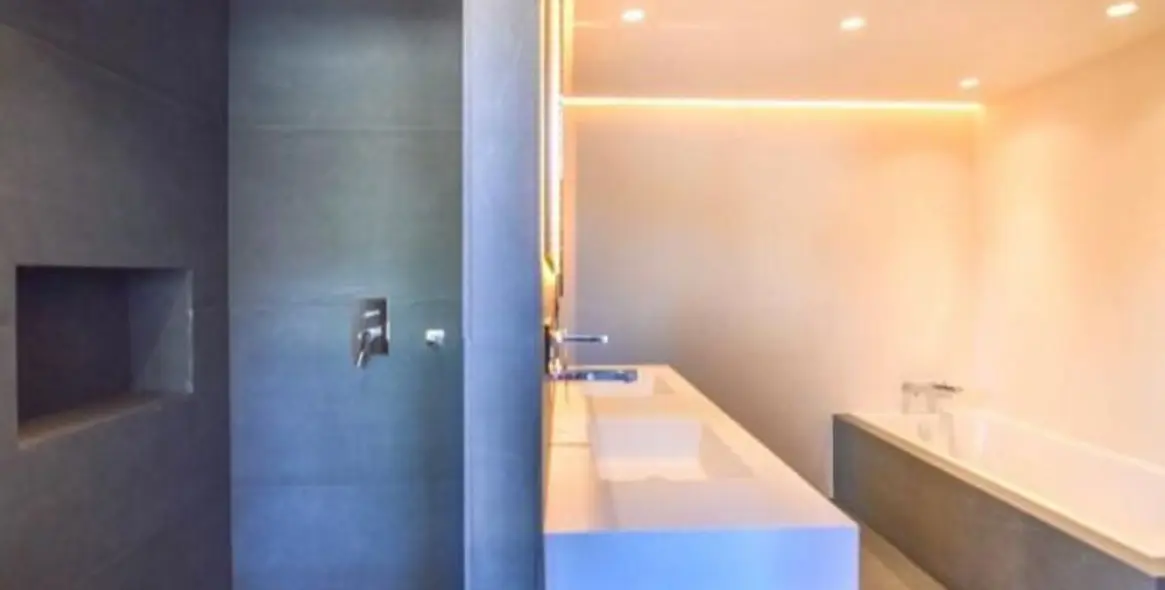 Long-term rent of detached villa in Costabella 27