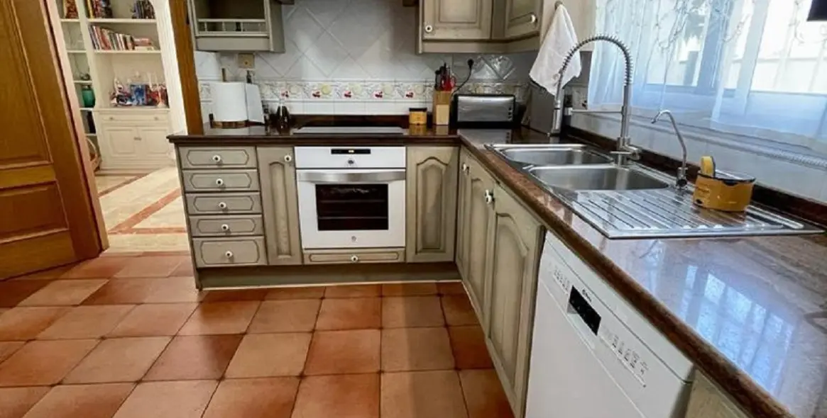 Short-term rent of detached villa in Guadalmina Baja 13