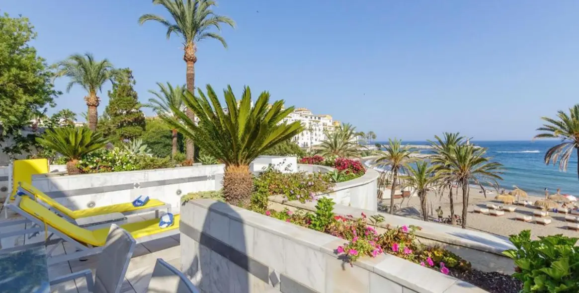 Долгосрочная аренда апартаментов на среднем этаже в Marbella (район Puerto Banús) 5