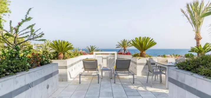 Long-term rent of middle floor apartment in Puerto Banús 3