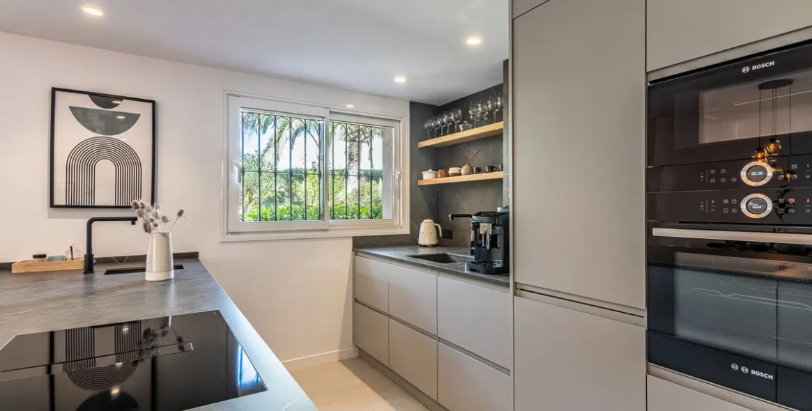 Долгосрочная аренда таунхауса в The Golden Mile 13