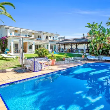 Долгосрочная аренда  отдельно стоящей виллы в Marbesa