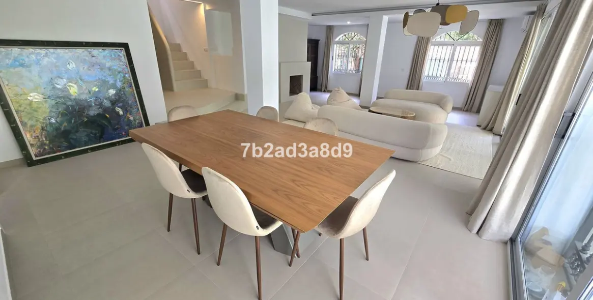 Long-term rent of detached villa in Elviria 7