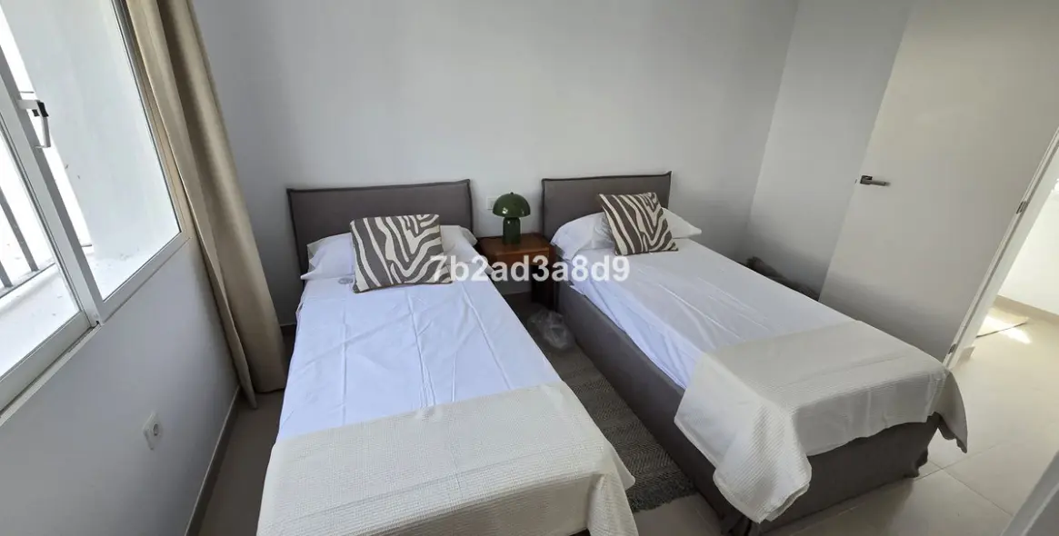 Long-term rent of detached villa in Elviria 14