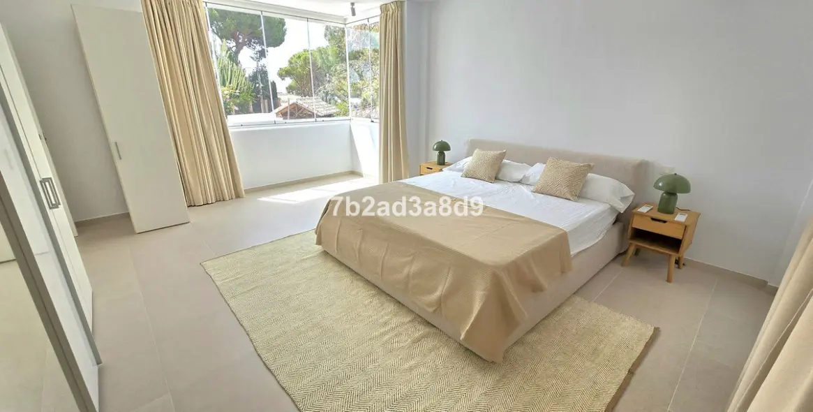 Long-term rent of detached villa in Elviria 21