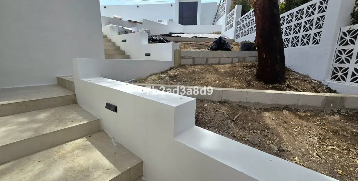 Long-term rent of detached villa in Elviria 50