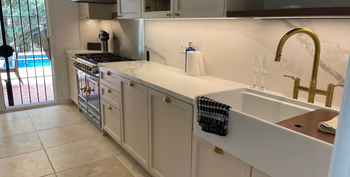 Alquiler a largo plazo de villa independiente en San Pedro de Alcántara 14