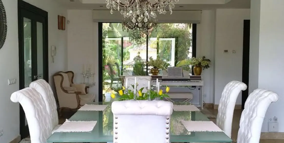 Long-term rent of detached villa in Nueva Andalucía 7