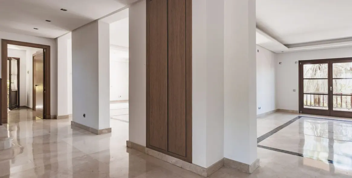 Long-term rent of detached villa in Marbella 4