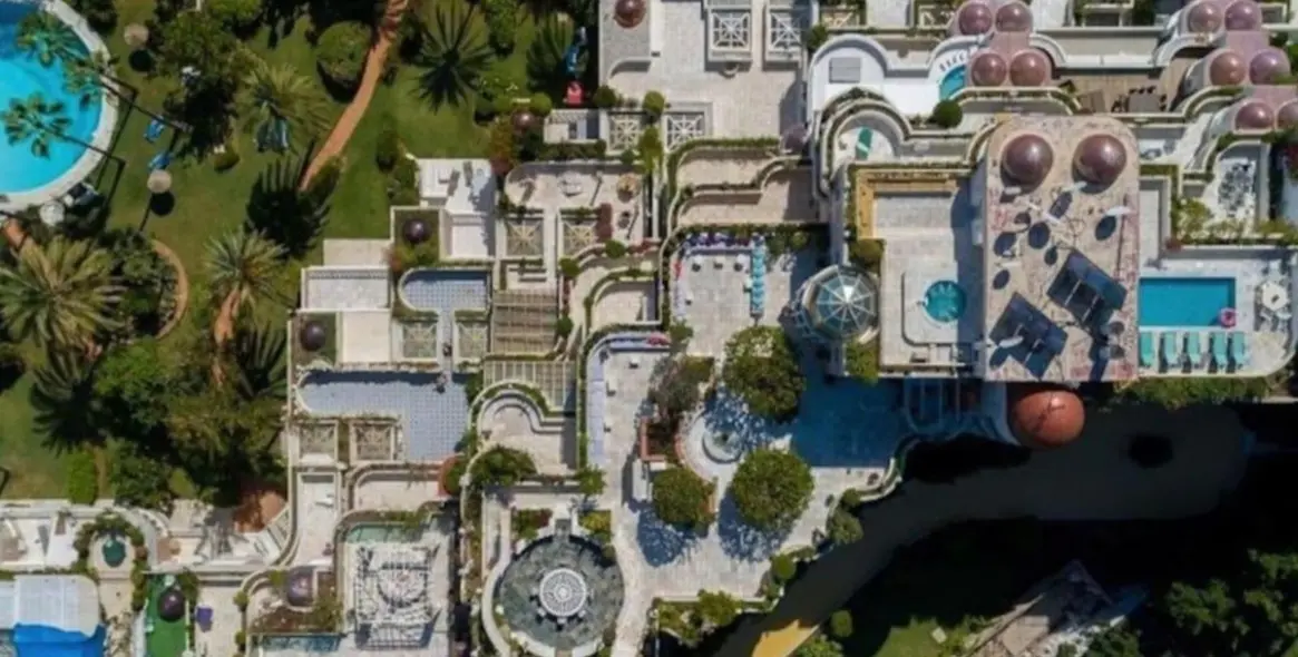 Долгосрочная аренда двухуровневых апартаментов в Puerto Banús 3