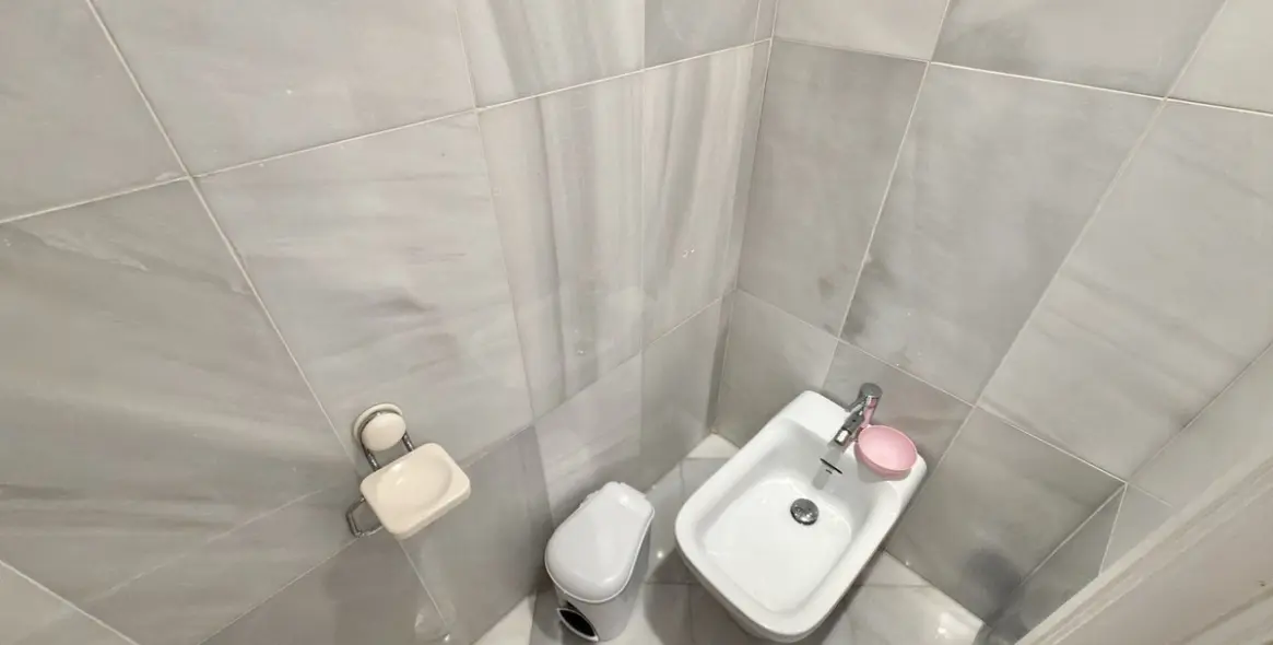 Долгосрочная аренда двухуровневых апартаментов в Puerto Banús 30