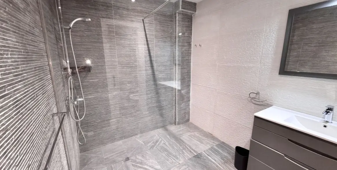 Долгосрочная аренда двухуровневых апартаментов в Puerto Banús 41