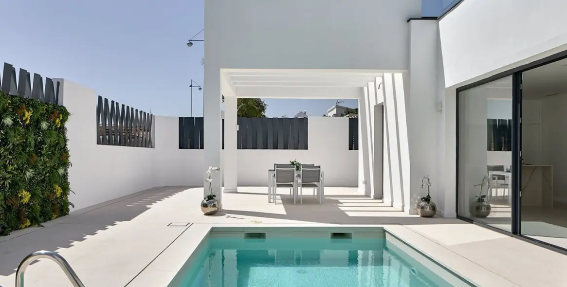 Long-term rent of detached villa in San Pedro de Alcántara 19